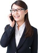 電話している女性